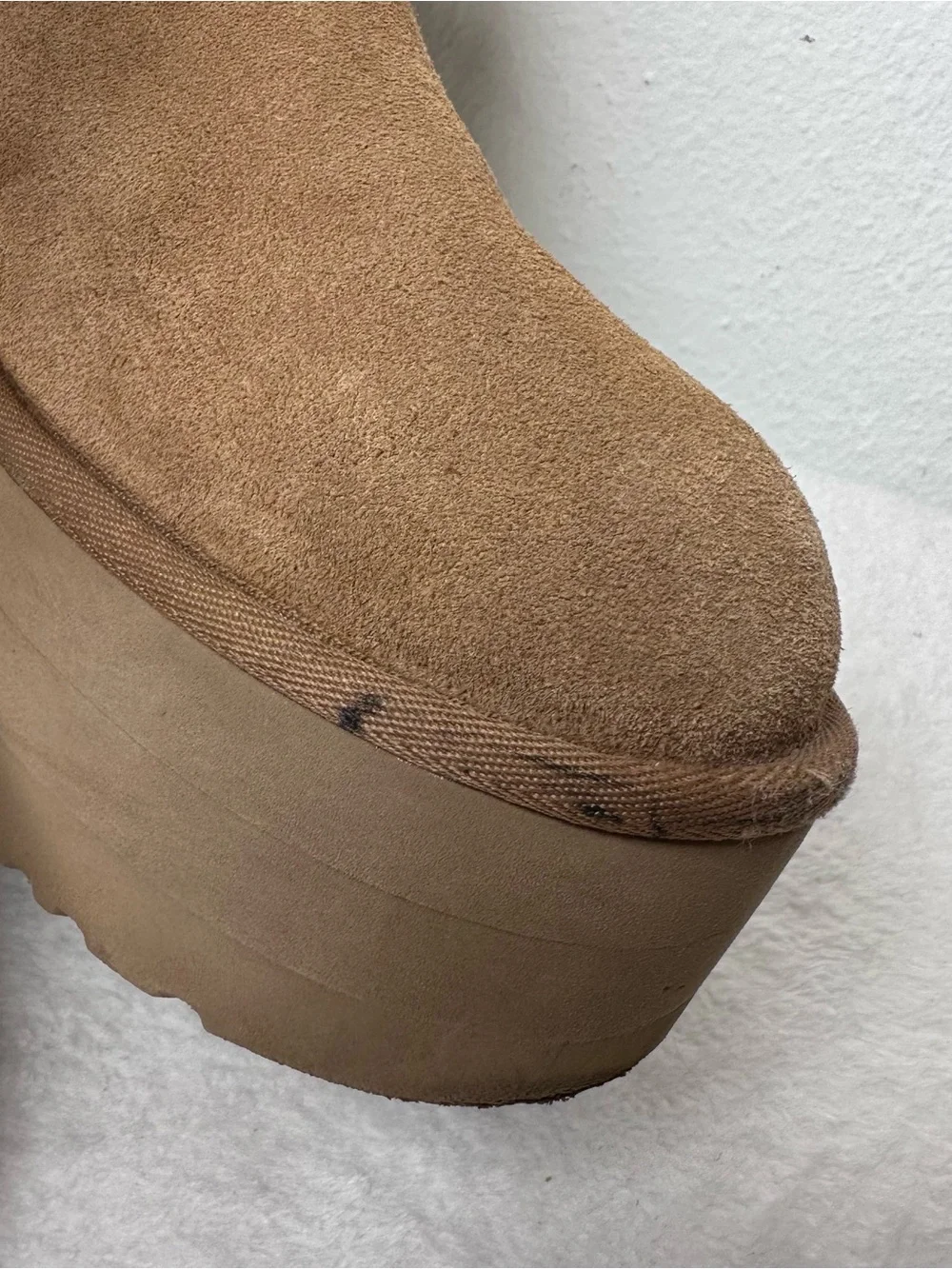 UGG Classic Ultra Mini Platform Chestnut Color Size 8